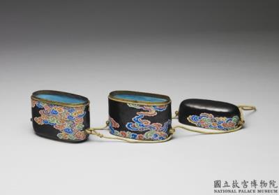 图片[3]-Painted enamel string-joined stacked boxes with cloud decoration, Yung-chen reign (1723-1735) , Ch’ing dynasty-China Archive